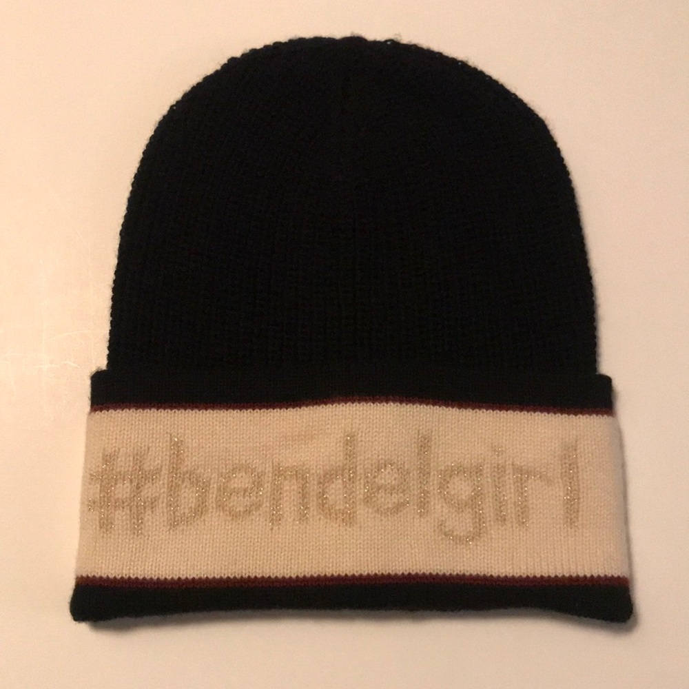 Henri Bendel Beanie